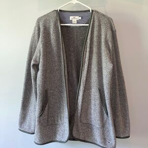 Warm grey vineyard vines open jacket oversized medium great fall item like new